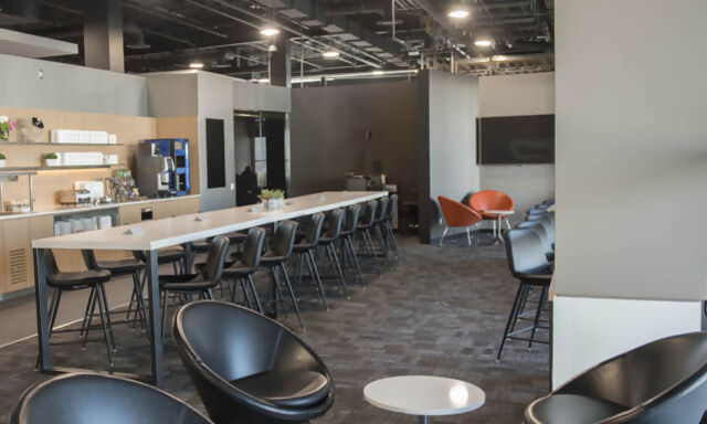 Air Canada Introduces Maple Leaf Lounge Express