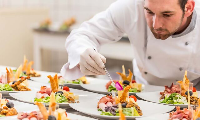 How Travel Advisors Are Elevating Your Culinary Experiences Abroad
